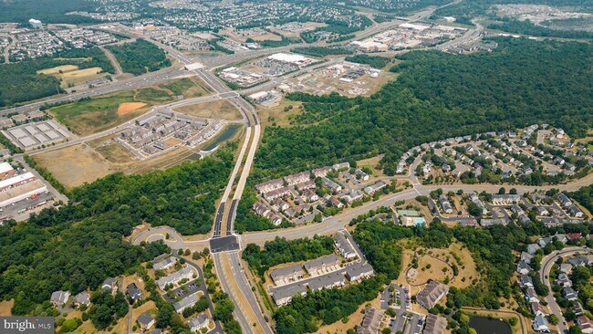 Building Photo - 330 Caldwell Terrace SE