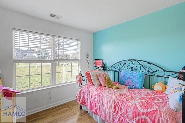 Building Photo - 146 Auburn Cir