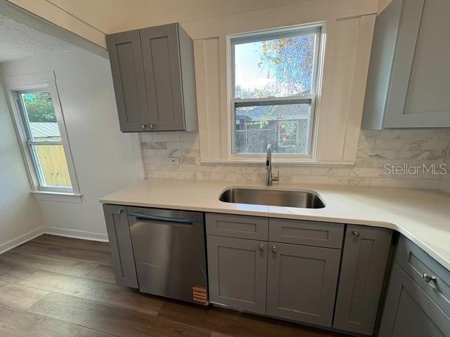 Building Photo - 911 Hart St