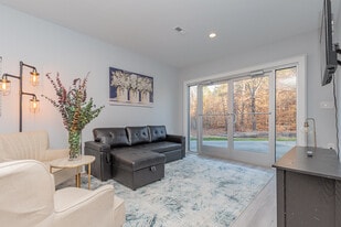 Building Photo - 1268 N County Home Rd