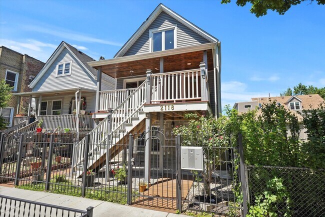 Building Photo - 2118 N Kilpatrick Ave