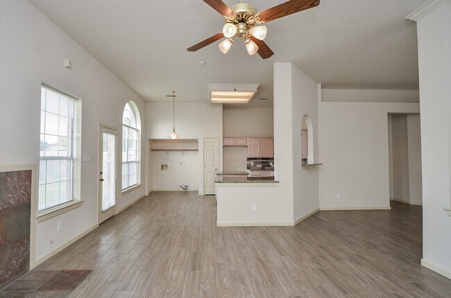 Building Photo - 14027 Wheatbridge Dr