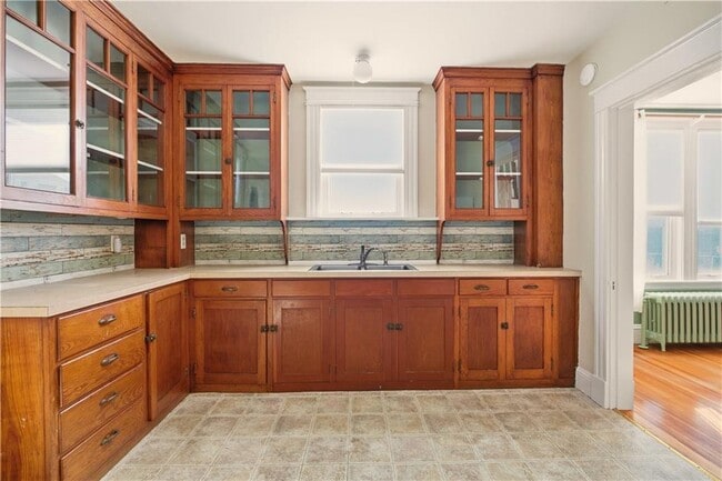 Building Photo - 7 Warner Pl