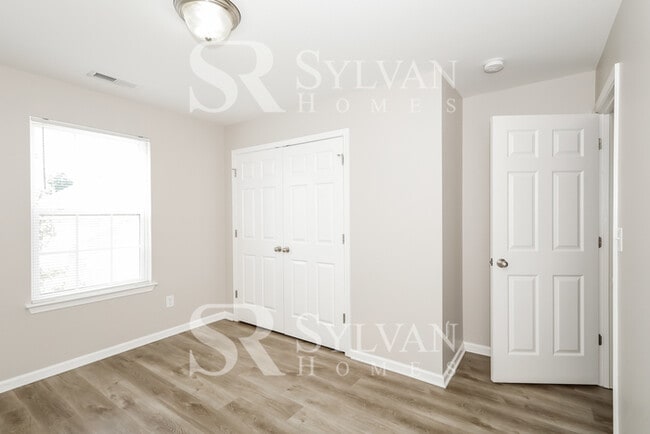 Building Photo - Living where You Love is Good for your Heart!