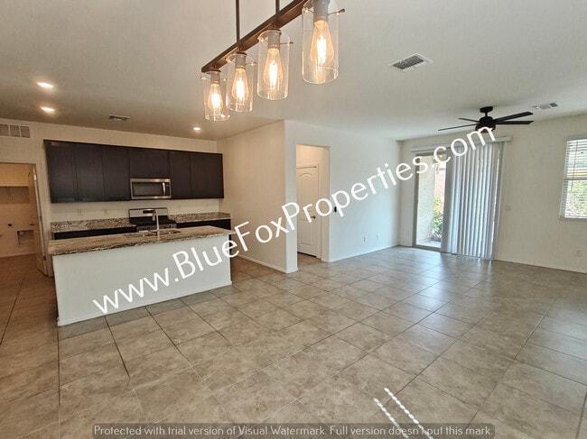 Building Photo - 7860 N Scholes Ave