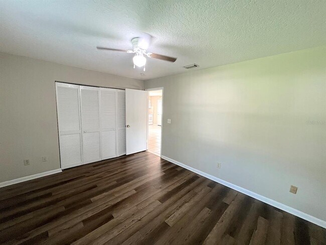 Building Photo - 2 Plateau Ln