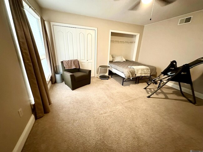 Building Photo - 5141 Nicholson Dr