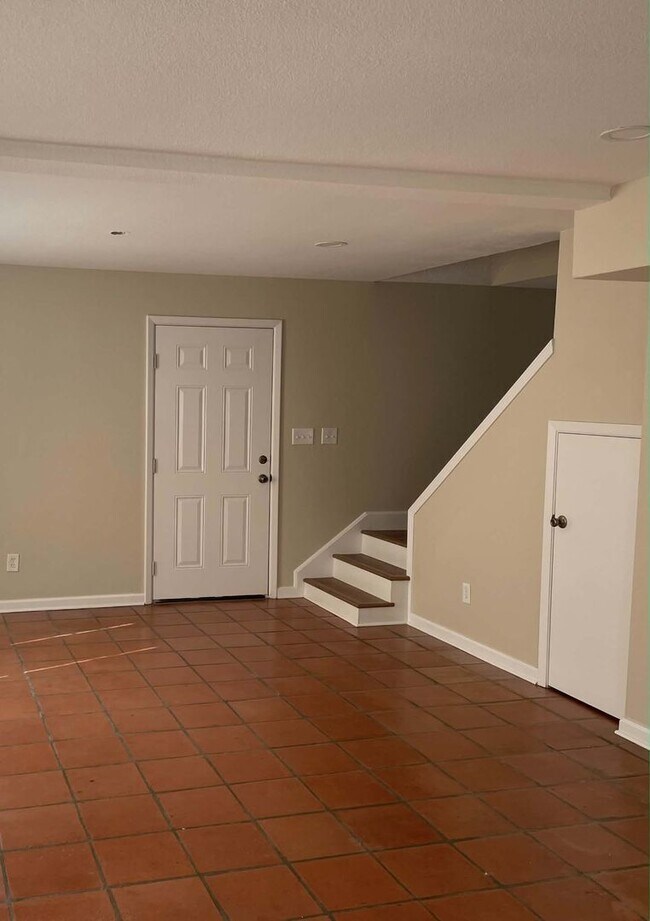 Building Photo - 129 Co Rd 350