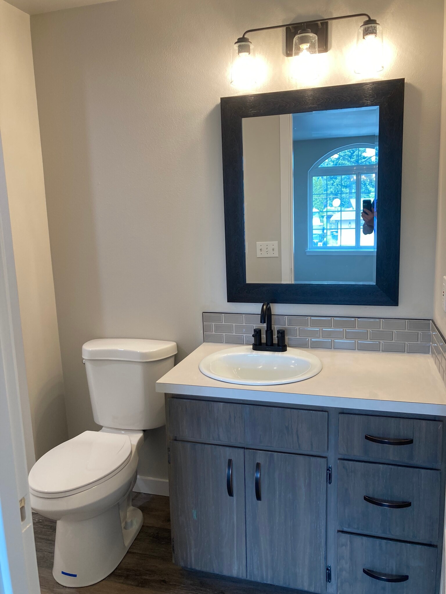 Building Photo - 620 27th Ave SE