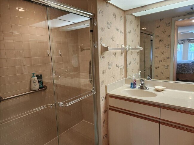 Building Photo - 6713 Stone River Rd