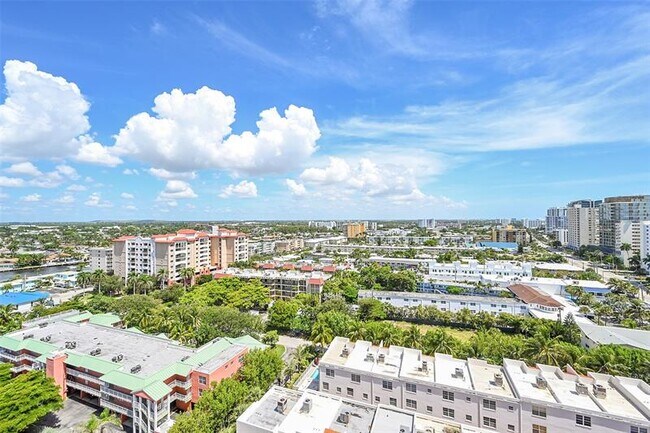 Building Photo - 531 N Ocean Blvd