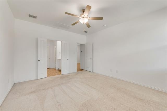 Building Photo - 728 Alden Dr