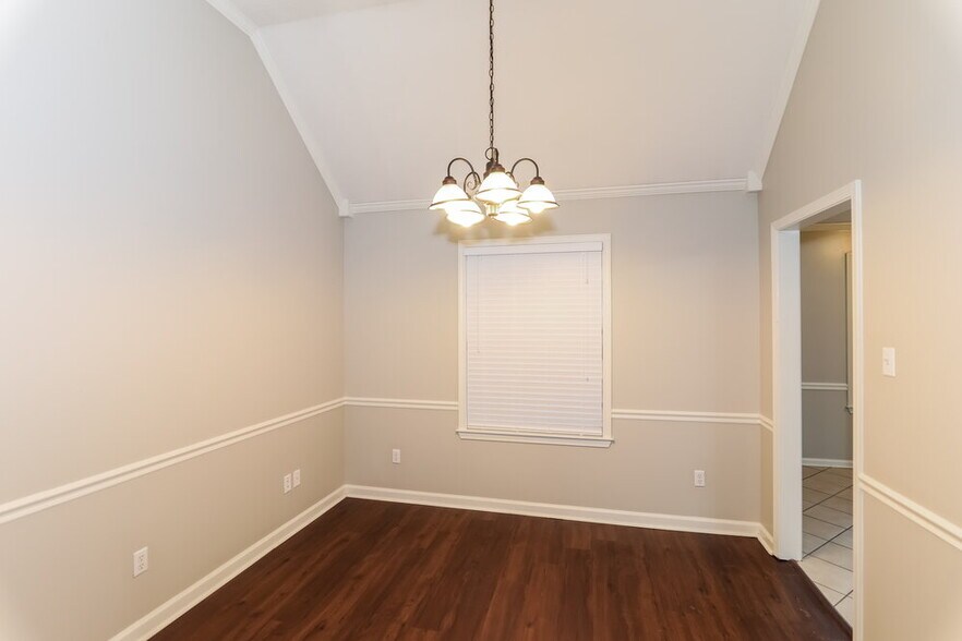 Building Photo - 7691 Shadow View Cove