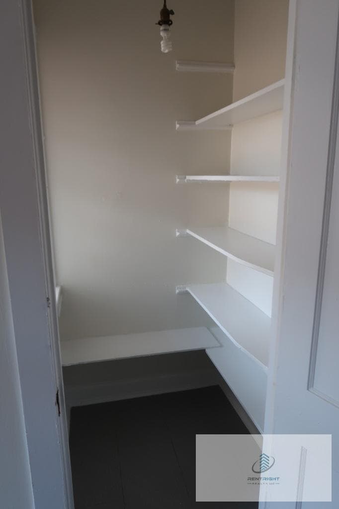 Building Photo - 4235 N Lamon Ave