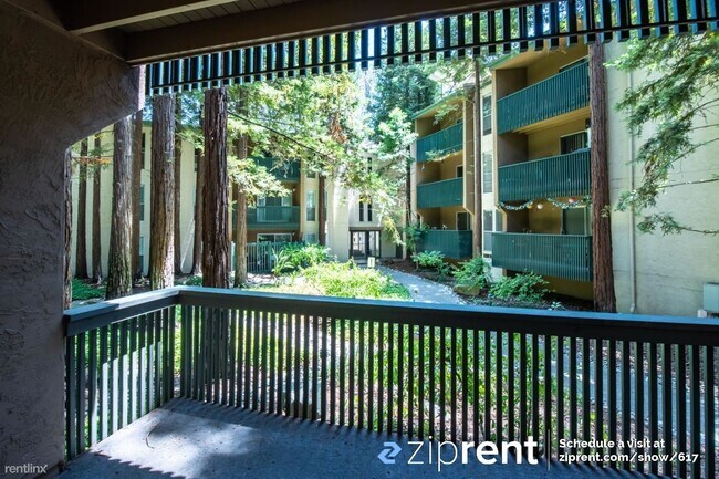 Building Photo - 2 br, 1 bath Condo - 1236 Walker Ave, Waln...