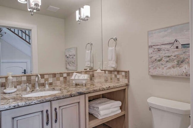 Building Photo - Winter Rental