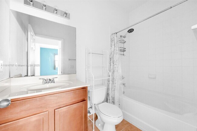 Building Photo - 10870 NW 88th Terrace