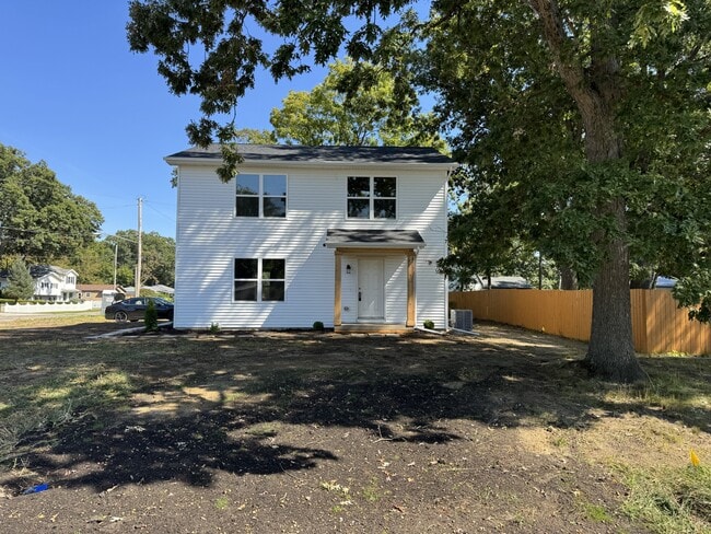 Primary Photo - 3514 Moffat Rd