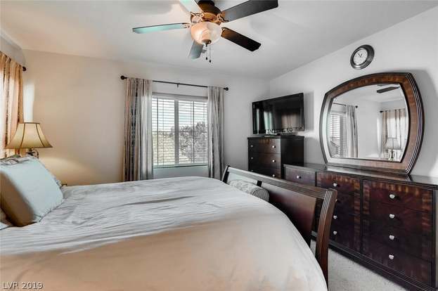 Building Photo - 10563 Longoria Garden St