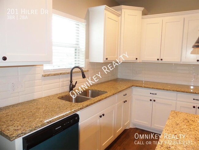 Building Photo - 201 Hilre Dr