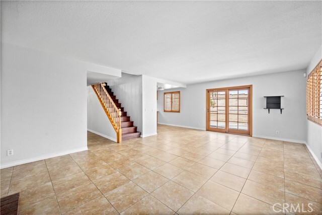 Building Photo - 10703 Valley Dr