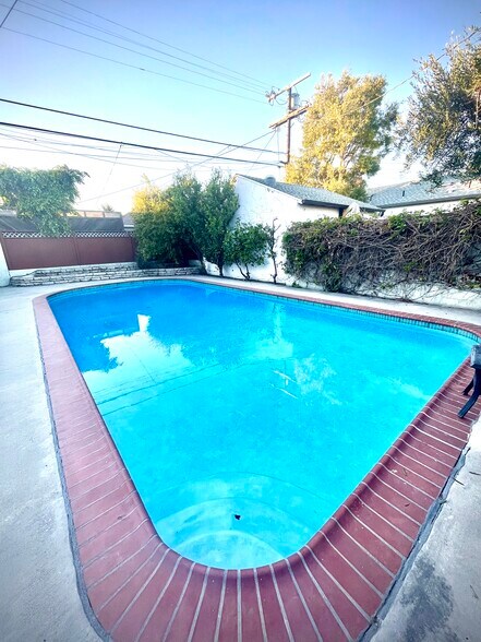 Primary Photo - 1847 Stearns Dr