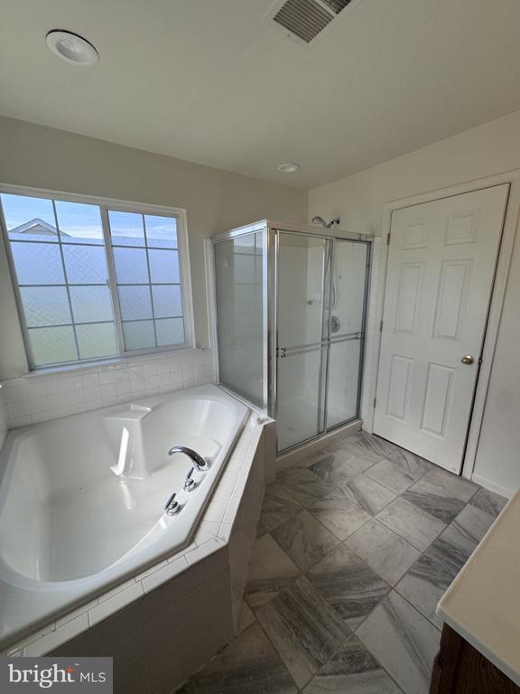 Building Photo - 408 Eagles Nest Way