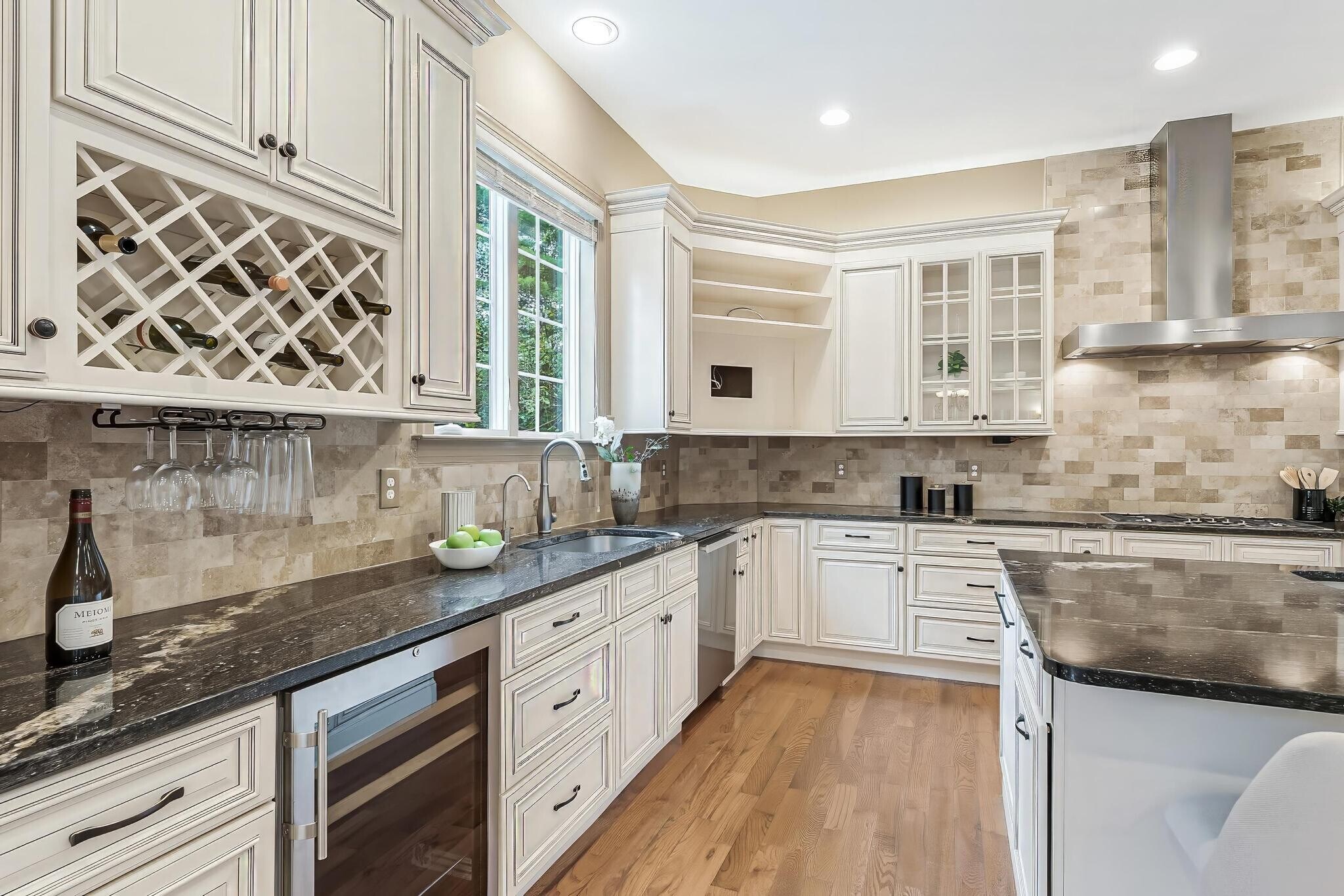 Building Photo - 829 Golden Arrow St