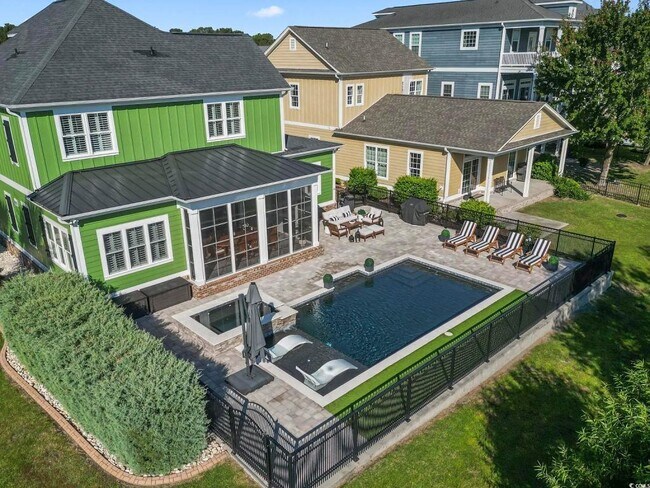 Building Photo - 1100 Whispering Winds Dr