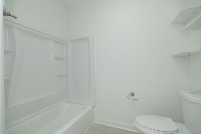 Building Photo - 8316 Peachtree St