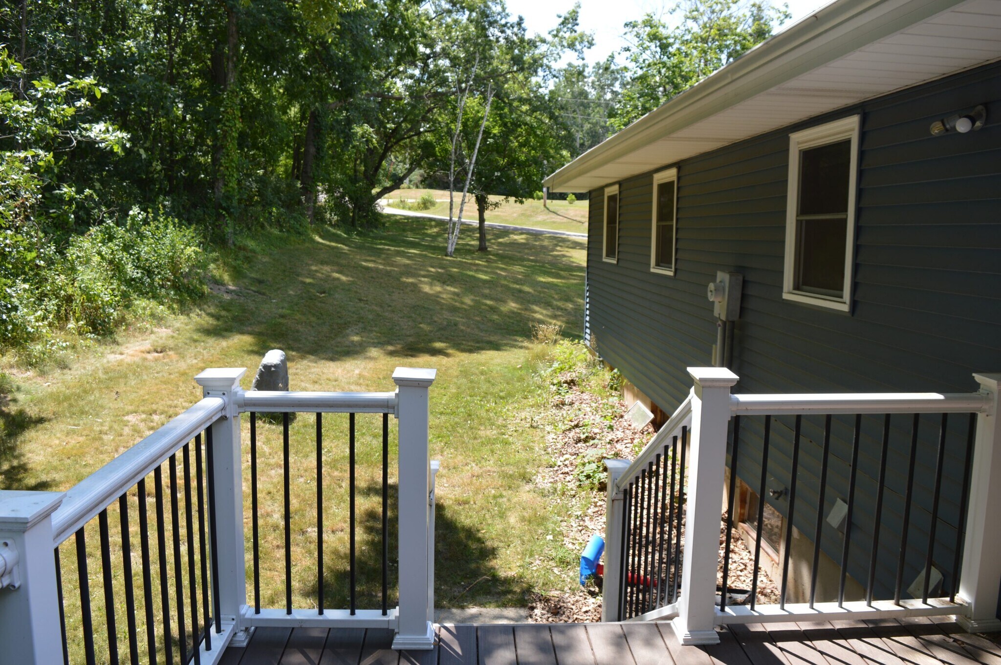 Building Photo - 1870 Sand Ridge Ct