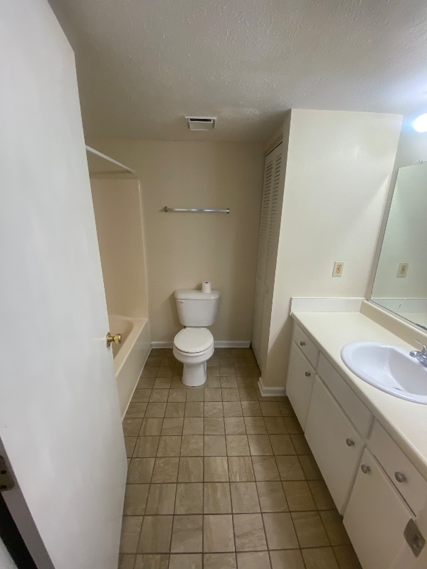 Building Photo - 157 Haverford Ct