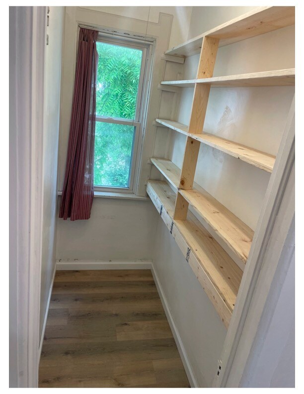 Walk In Pantry - 2860 S Delaware Ave