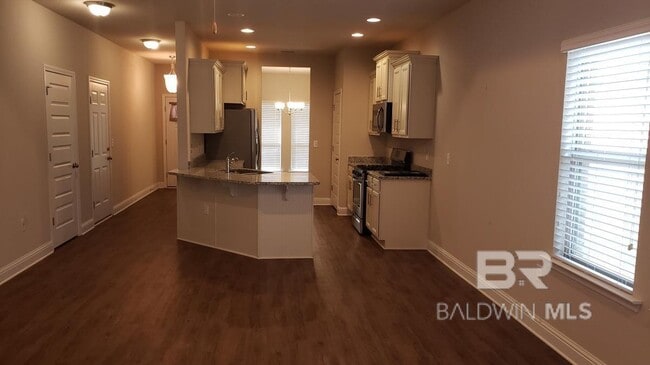 Building Photo - 24490 Kipling Ct