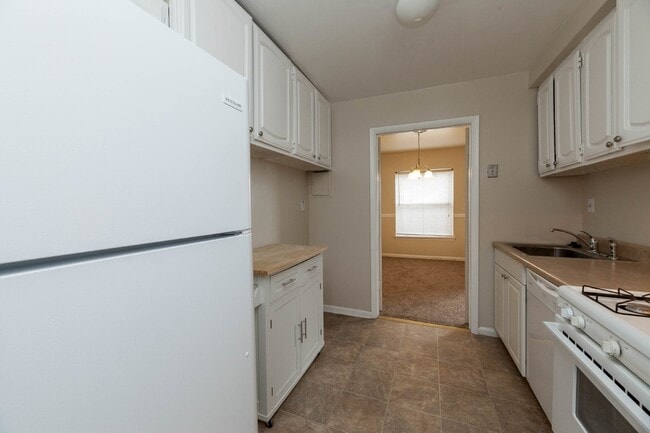 Building Photo - 3827 St Barnabas Rd
