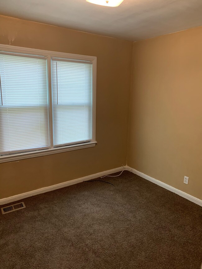 Building Photo - 19516 Trinity St