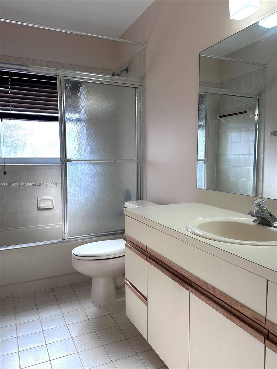 Building Photo - 491 NW 188th Ter