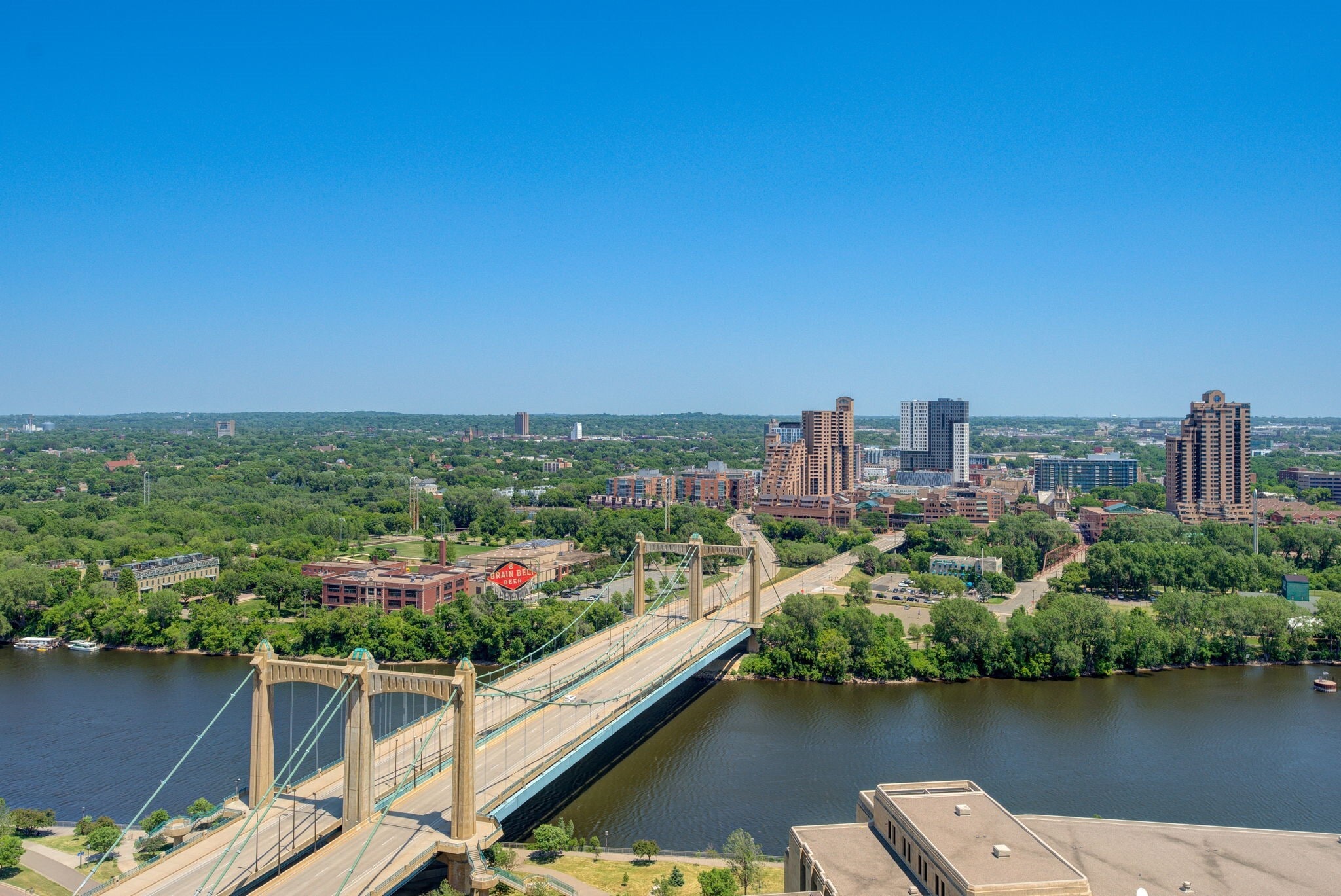 Building Photo - 17 S 1st St