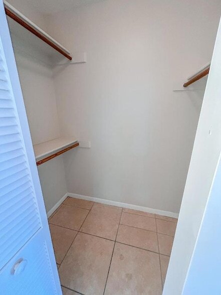 Building Photo - 1901 SW McAllister Ln