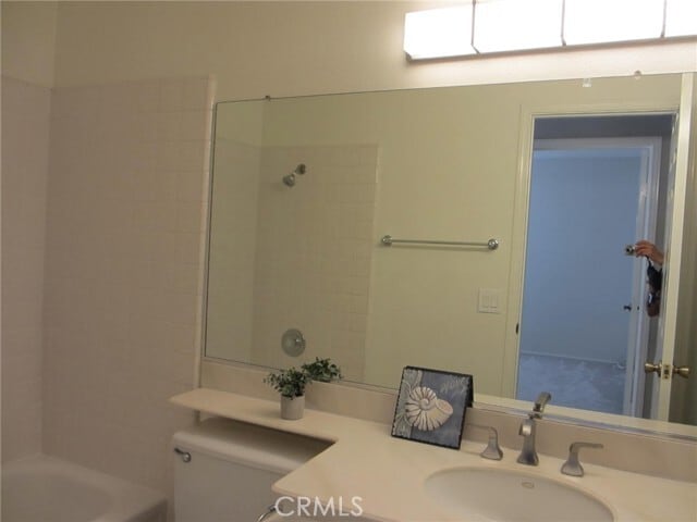 Building Photo - 12 Brookdale