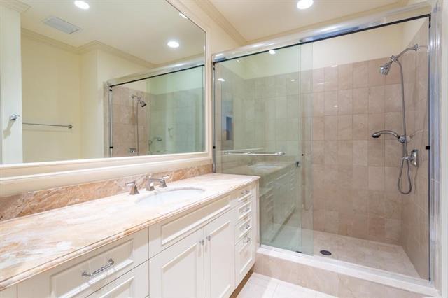 Building Photo - 2525 N Pearl St