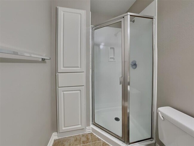 Building Photo - 10834 Golden Sunshine Dr
