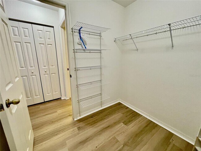 Building Photo - 5800 Sabal Trace Dr