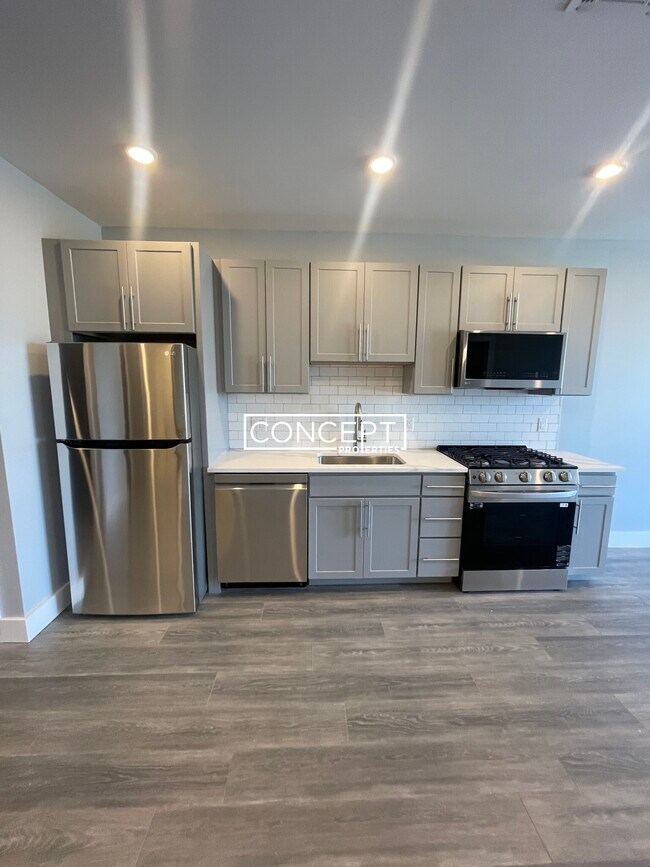 Building Photo - 365 Western Ave