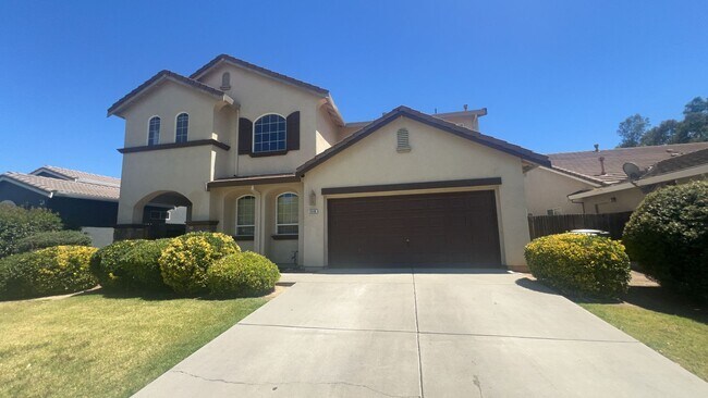 Building Photo - 3548 Santa Maria Ave