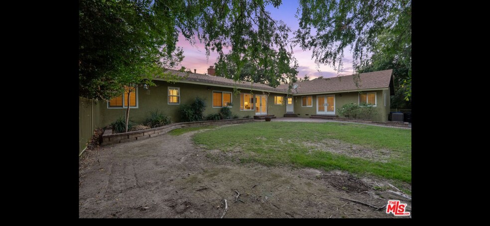 Building Photo - 24364 Arcadia St