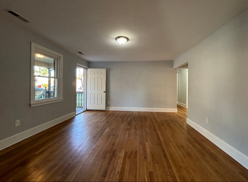 Building Photo - 321 Jefferson Ave