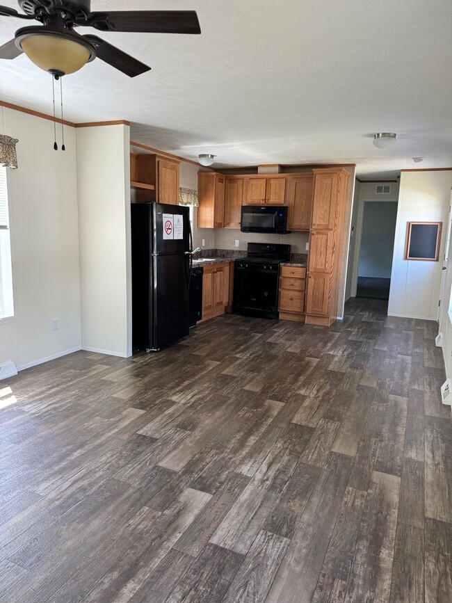 Building Photo - 115 Terrace Ct