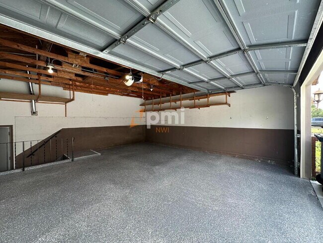 Building Photo - 9817 Fillmore St