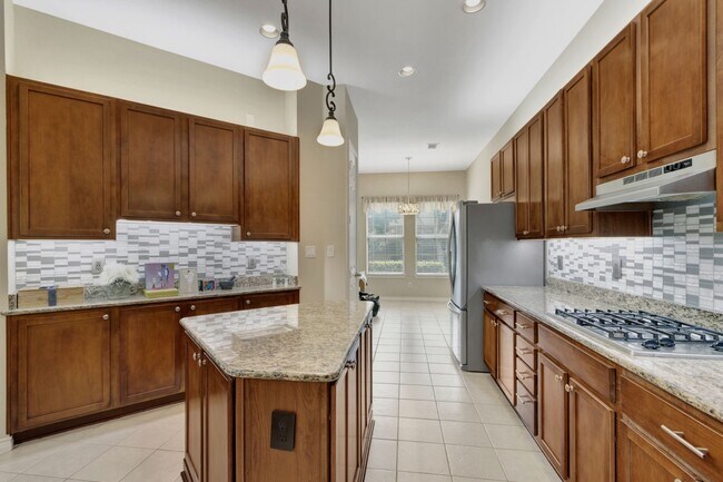 Building Photo - Richardson Townhome